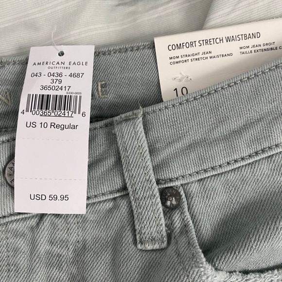 AE Mom Straight Jeans Distressed - Picture 2 of 3